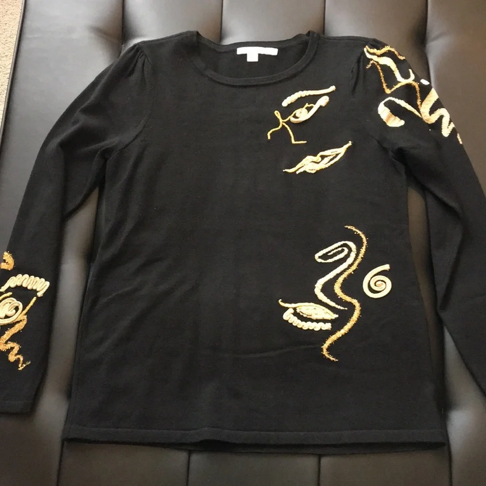 Chico’s Fine Gauge Knit Crewneck Pullover Sweater in Black w Gold Appliqué - Picture 8 of 10